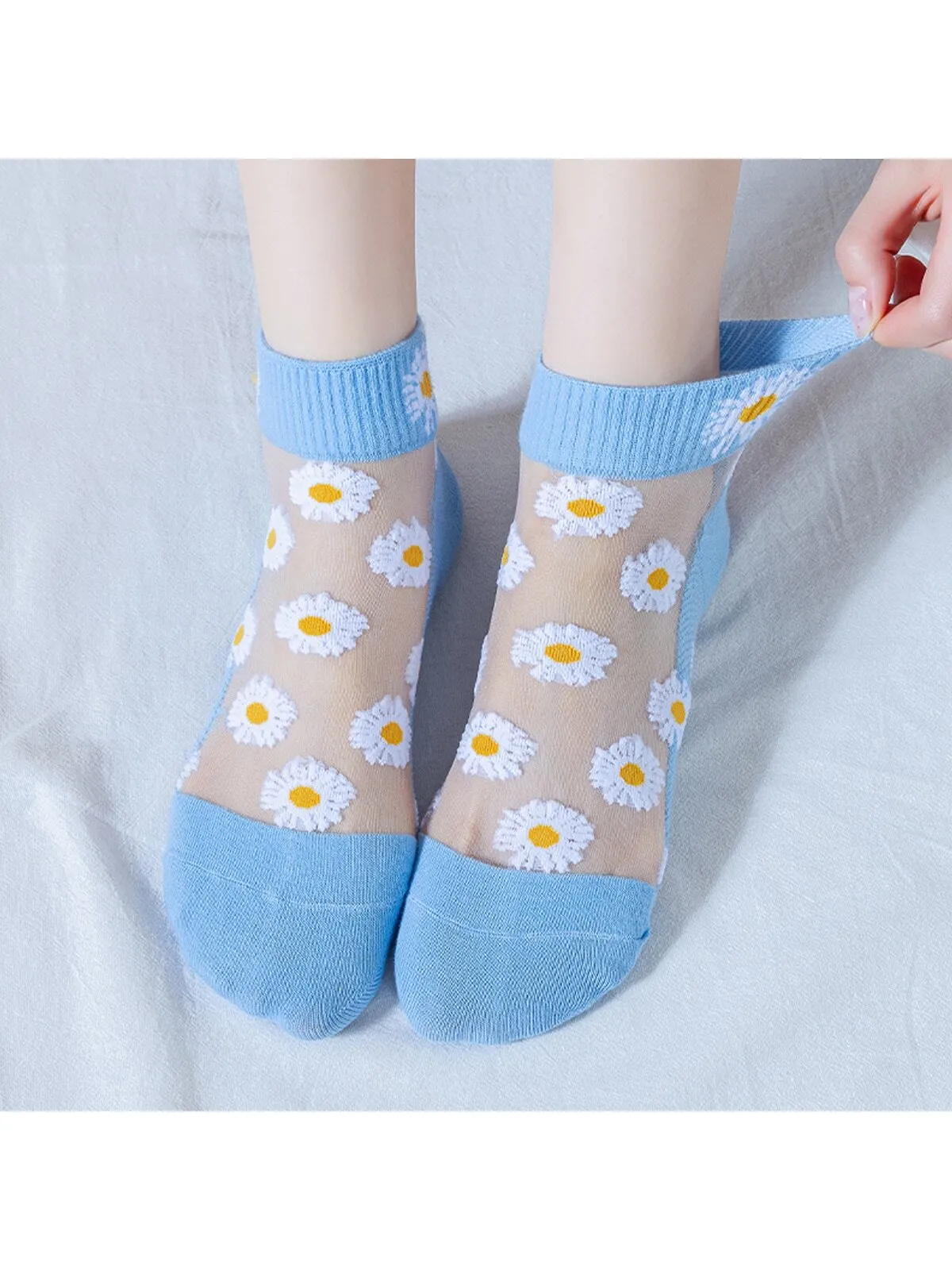 【5pairs/pack】women's Thin Ins Style Small Chrysanthemum Embroidery Sheer Socks