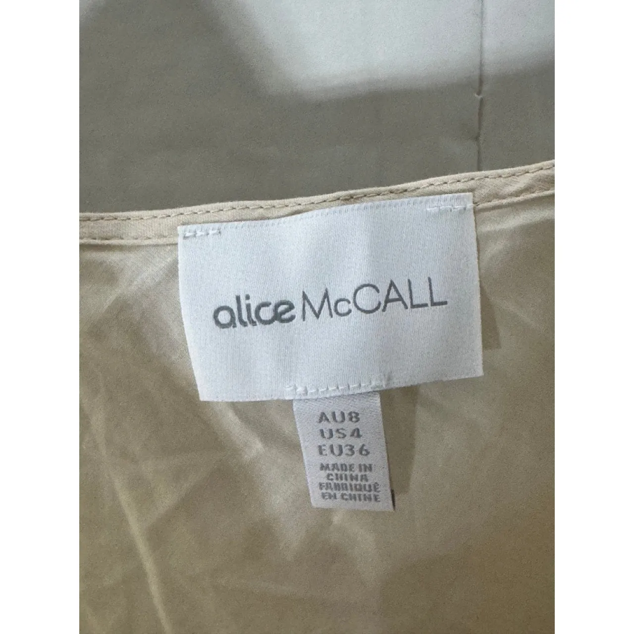 ALICE MCCALL Women's Beige V-Neck Adjustable Strap Mini Slip Dress SZ 4