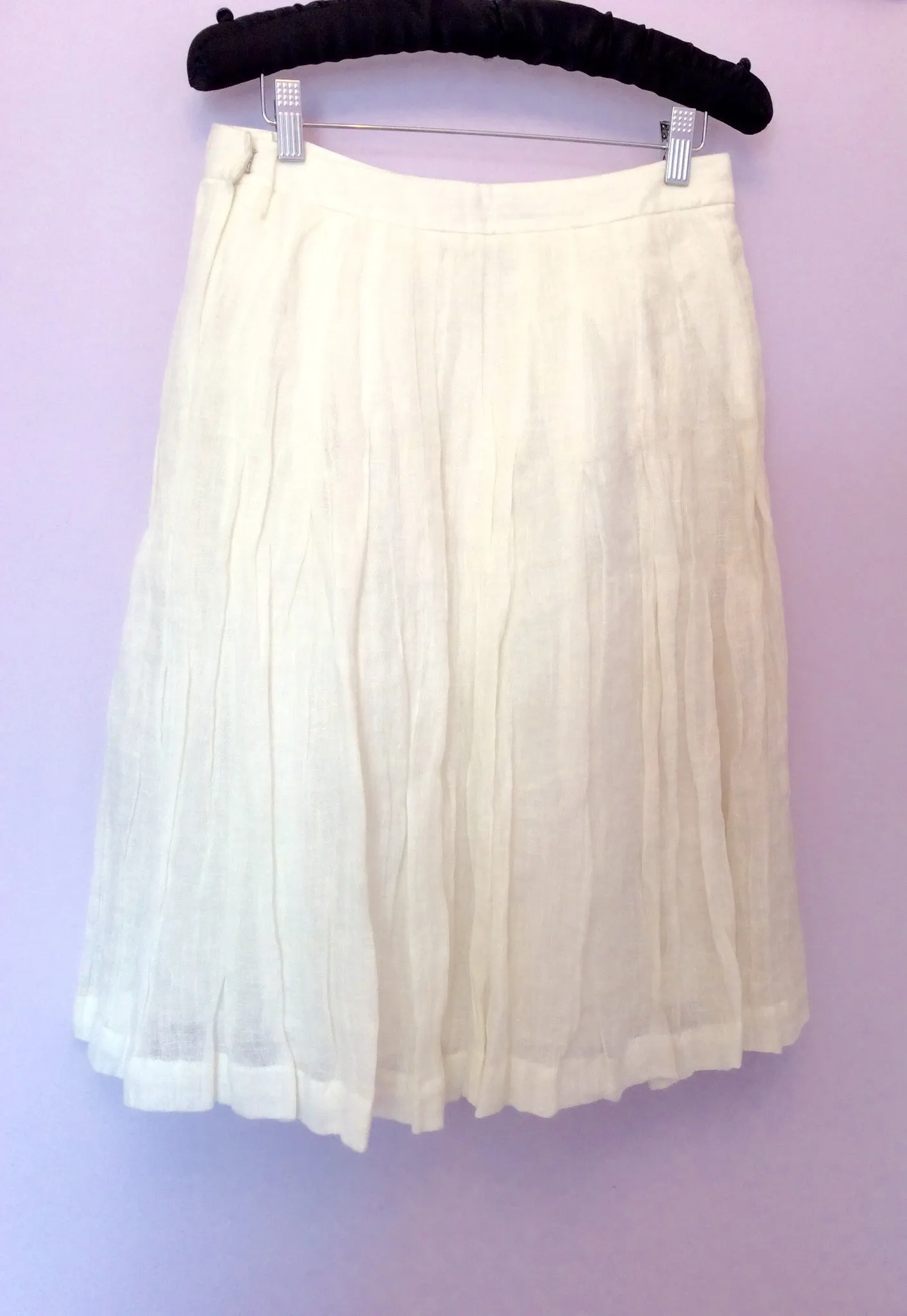 Brand New Jesire Winter White Linen Skirt Size 6