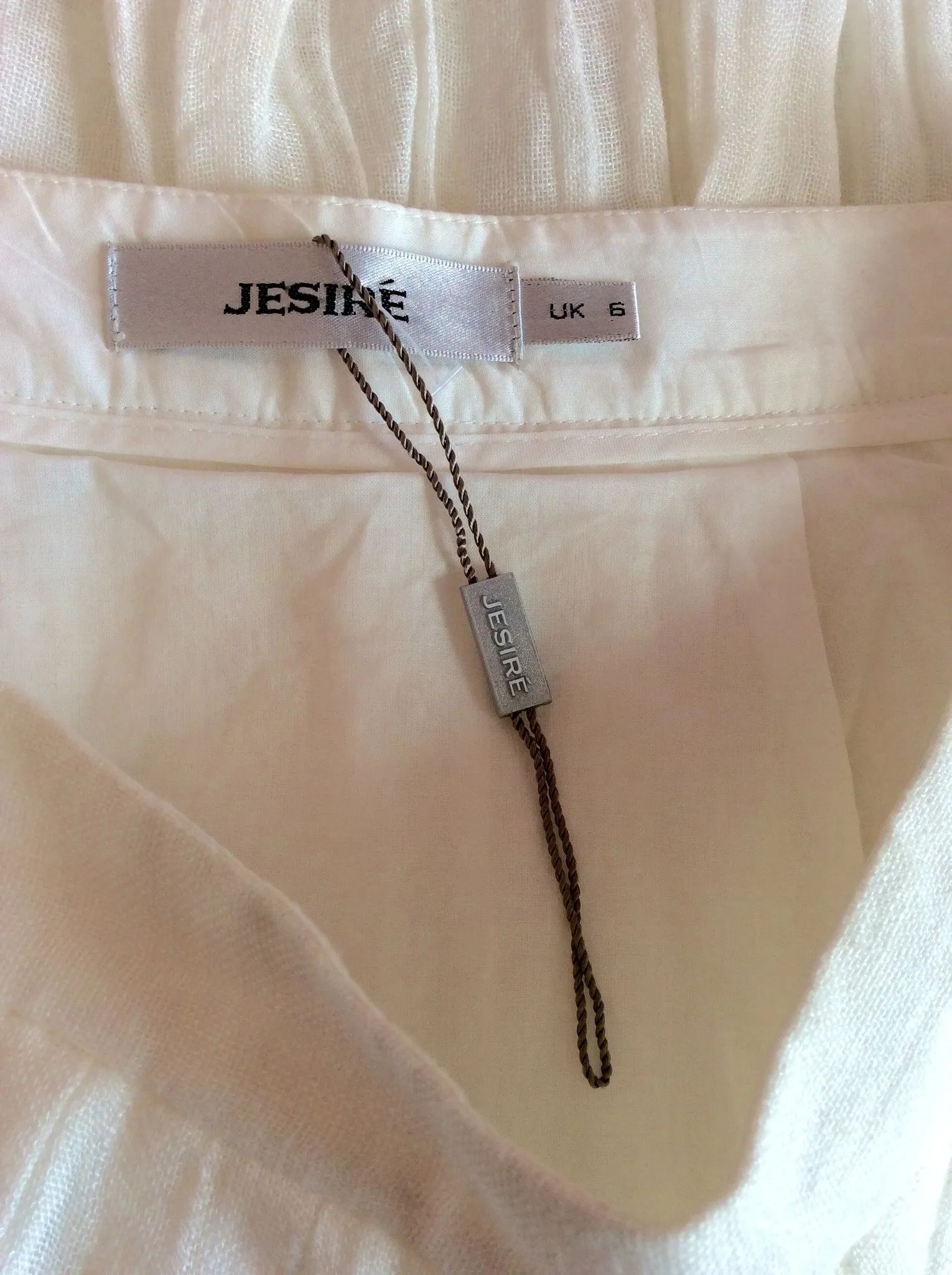 Brand New Jesire Winter White Linen Skirt Size 6