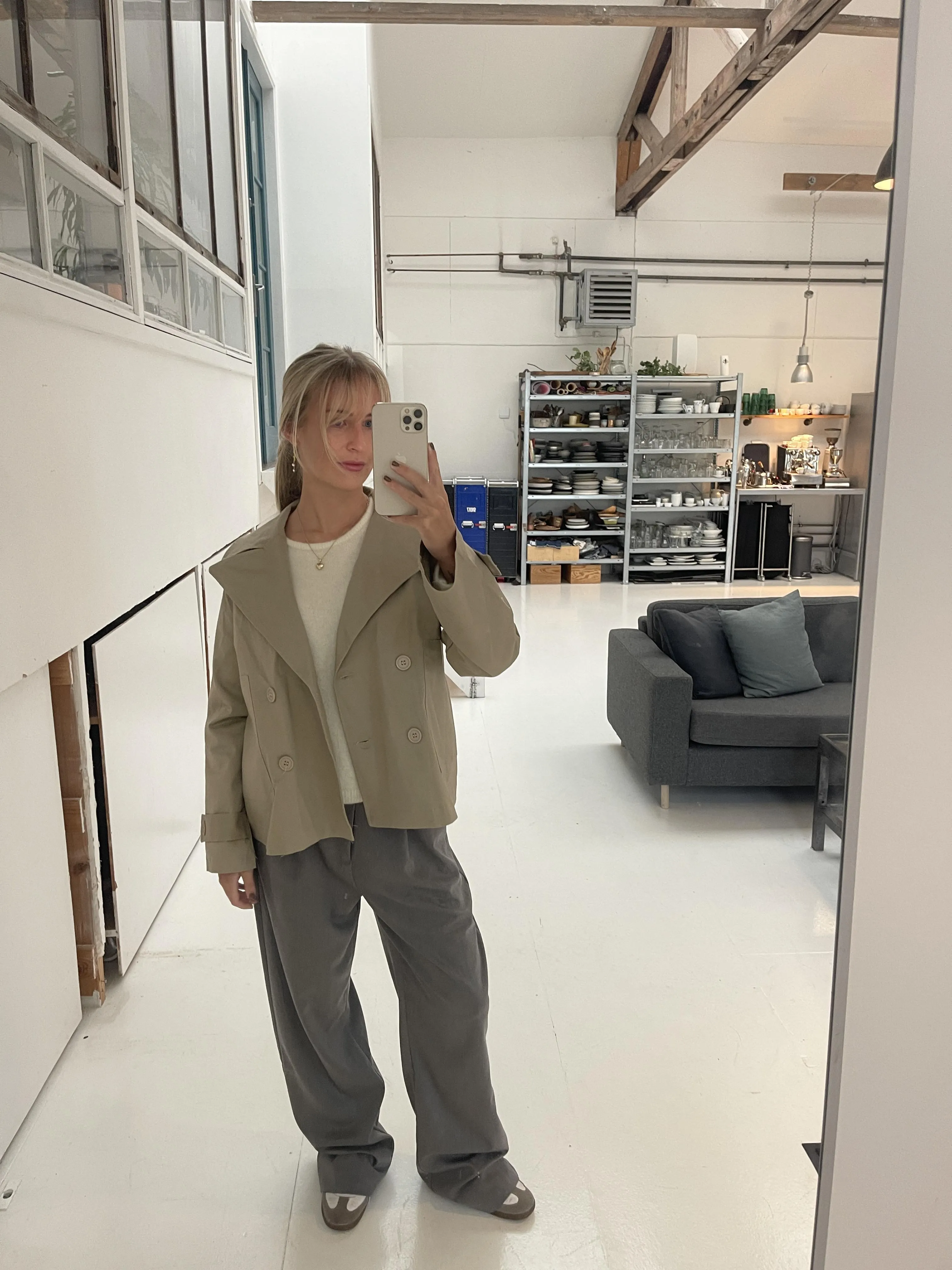 Catinka trenchcoat - sand