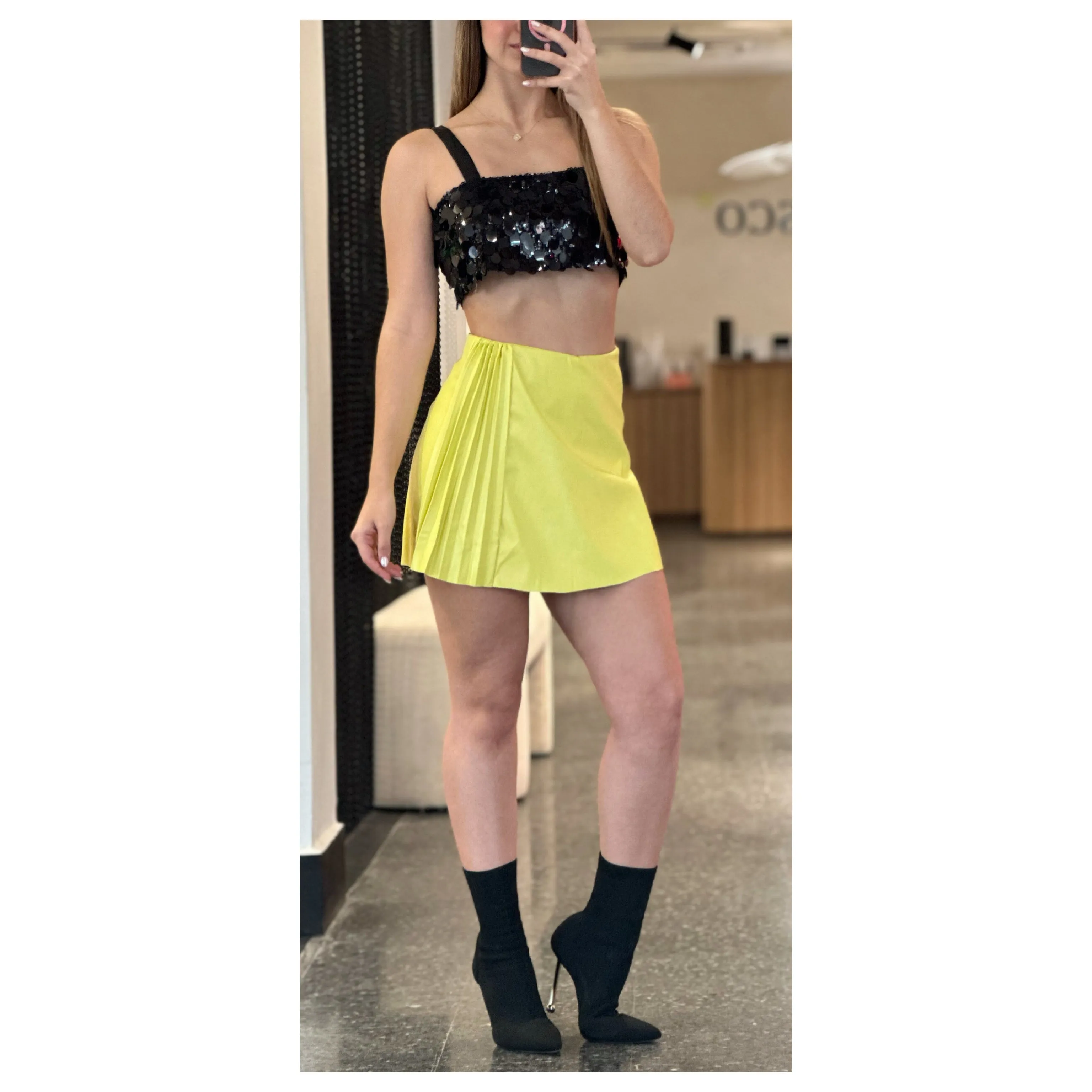 FAUX LEATHER PLEATED DETAILED SKIRT