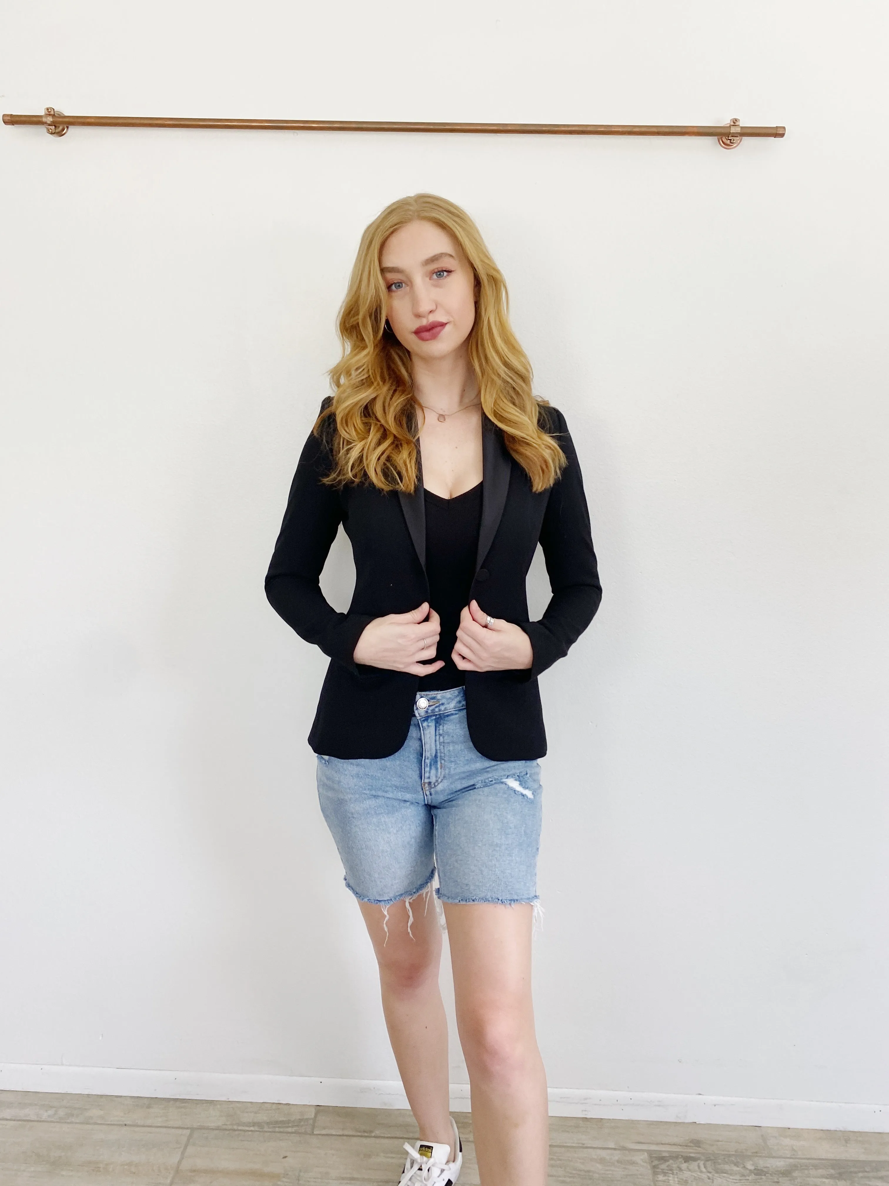 Forever 21 Black Sleek Blazer size 4
