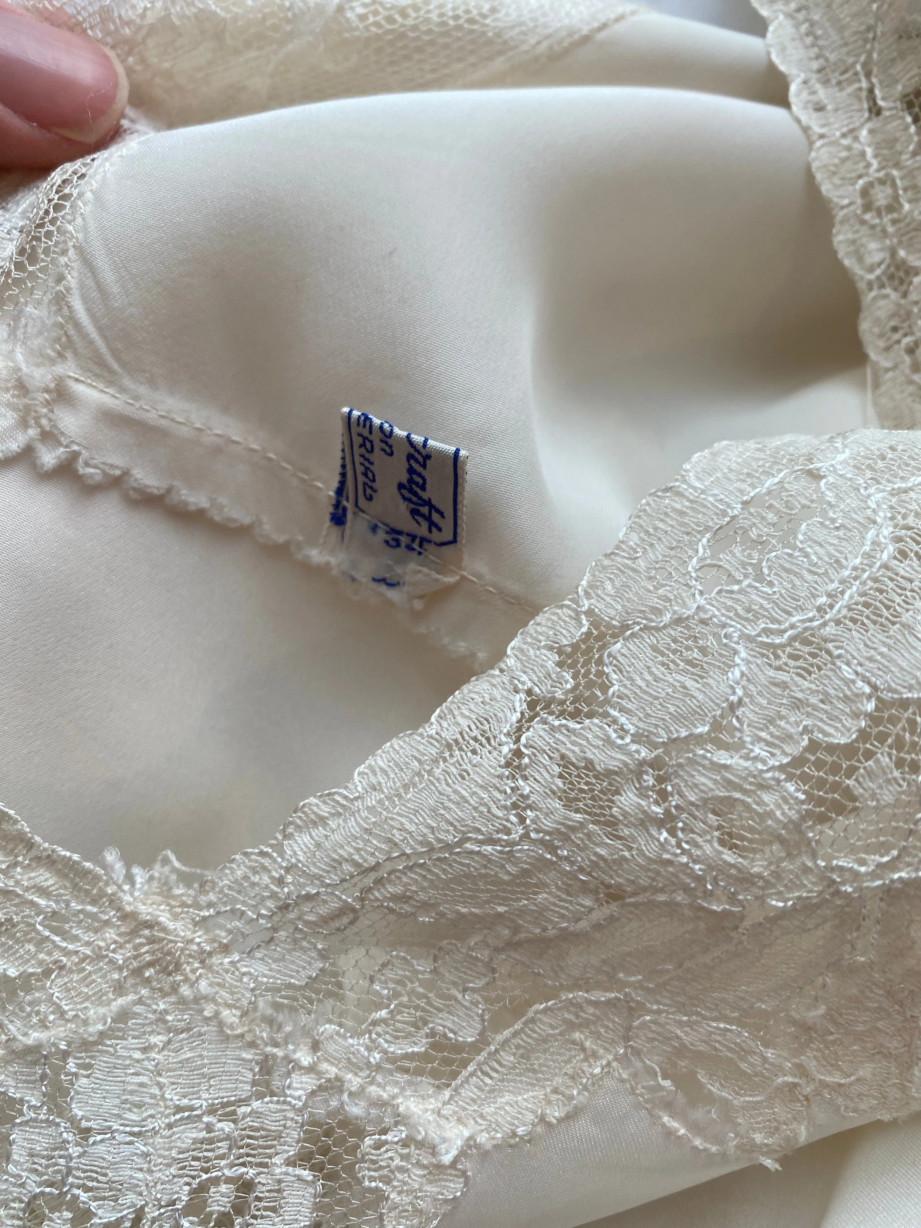 Gorgeous 1930's Bias Cut Ivory Satin Slip Dress Night Gown / Small