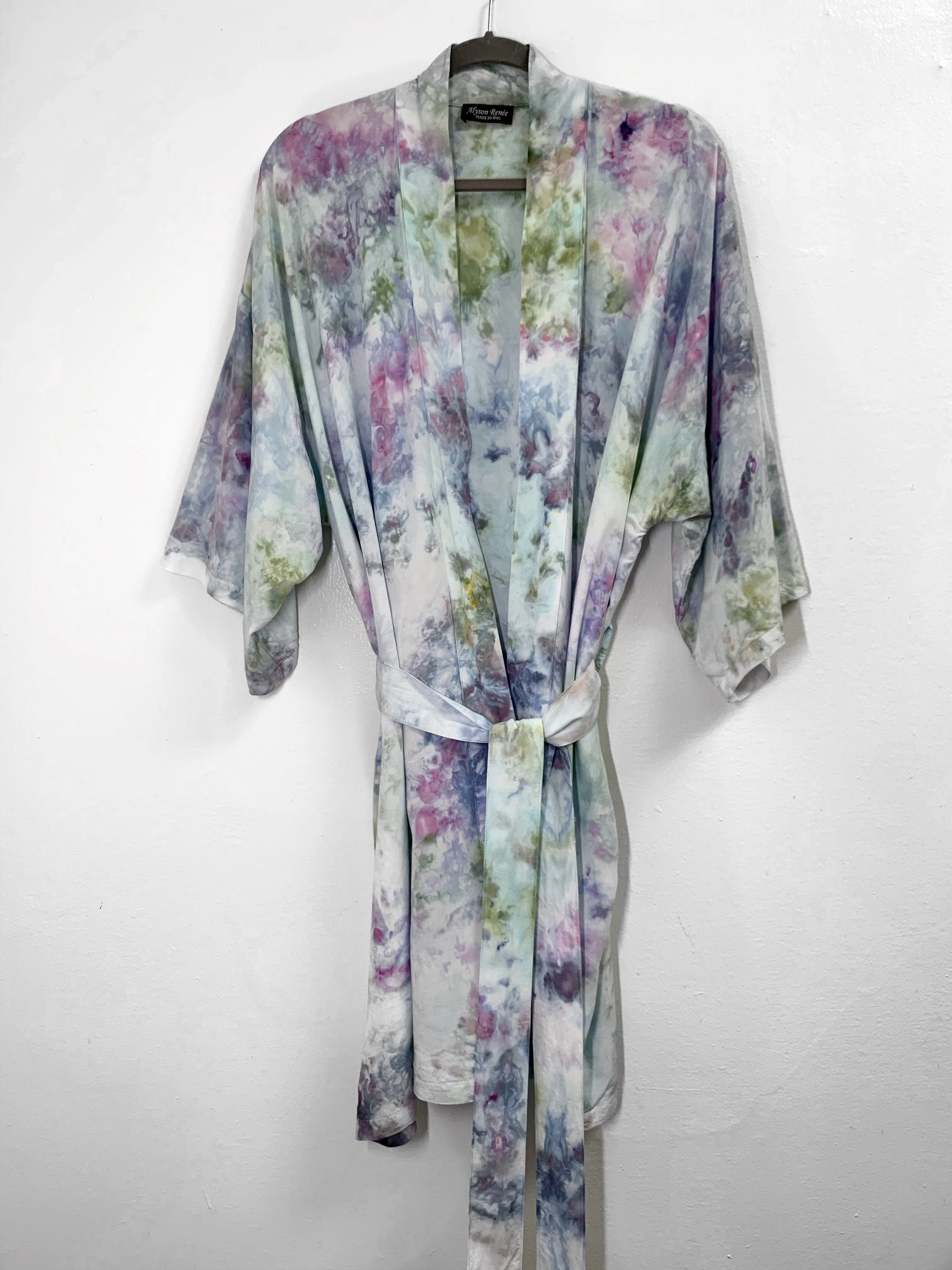 Kimono robe