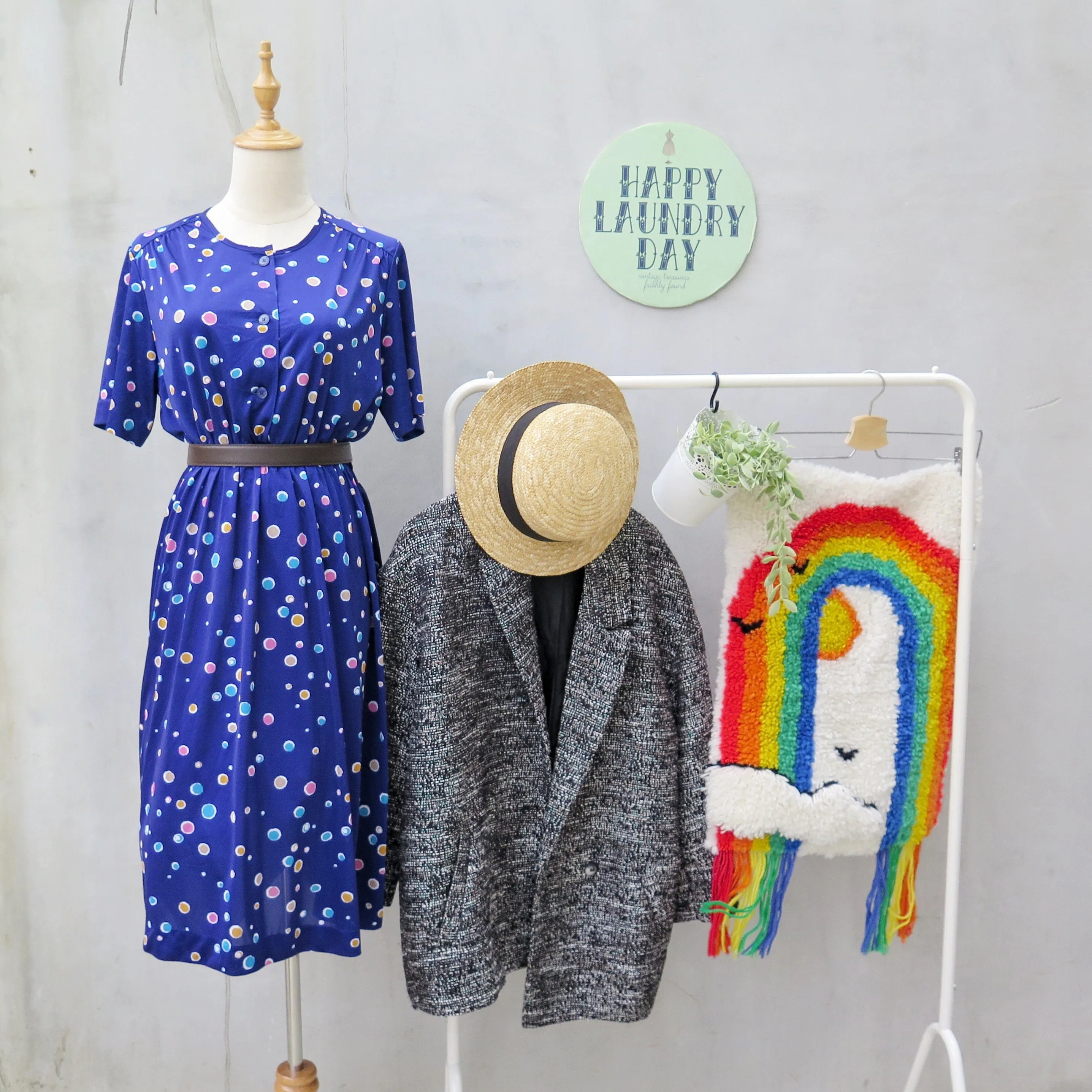 Soda pop | Vintage 1960s 1970s Blue and pink bubblegum polka dots Cute Dress
