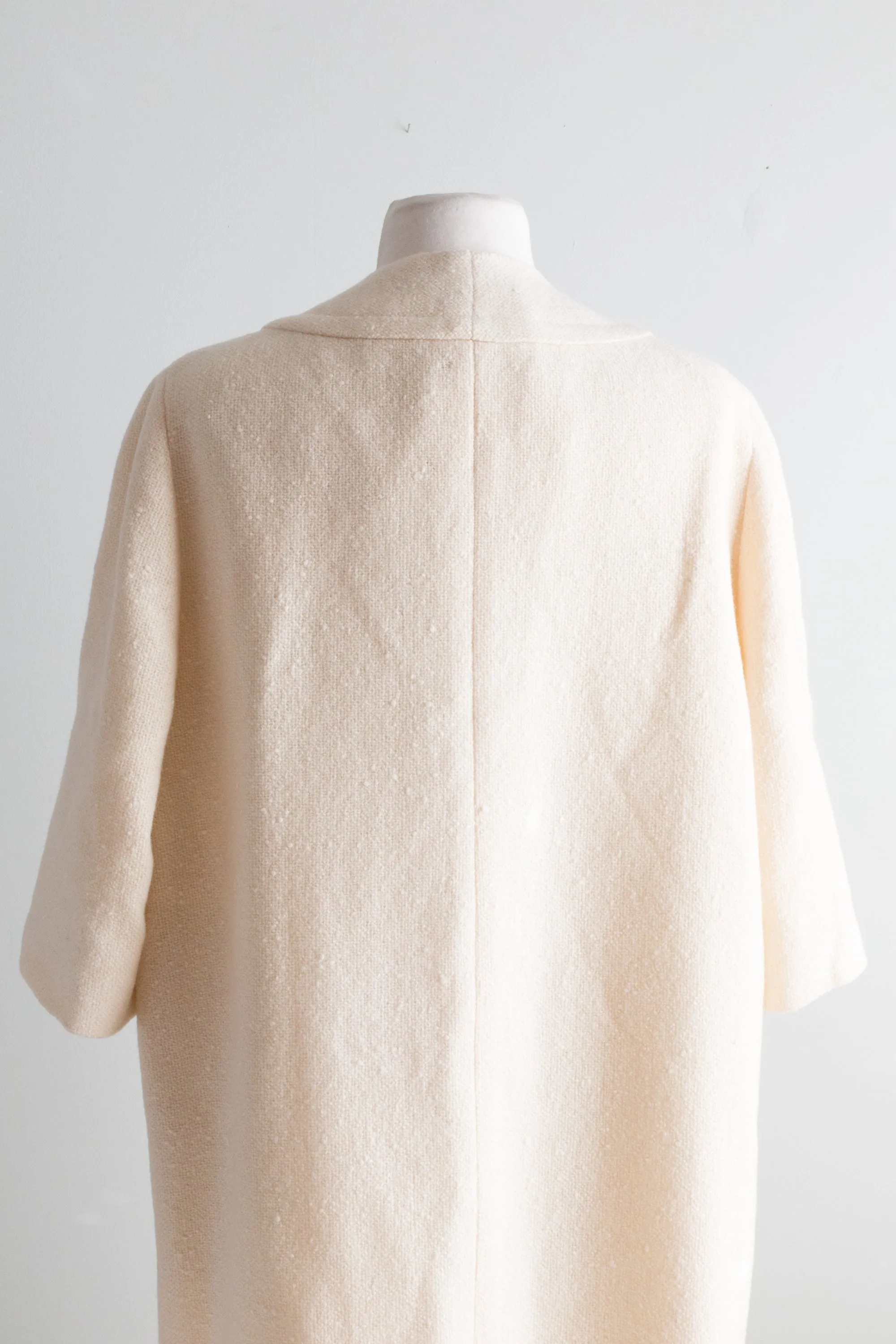 Timeless Chic 1960's Vanilla Wool Coat With Big Buttons / Large