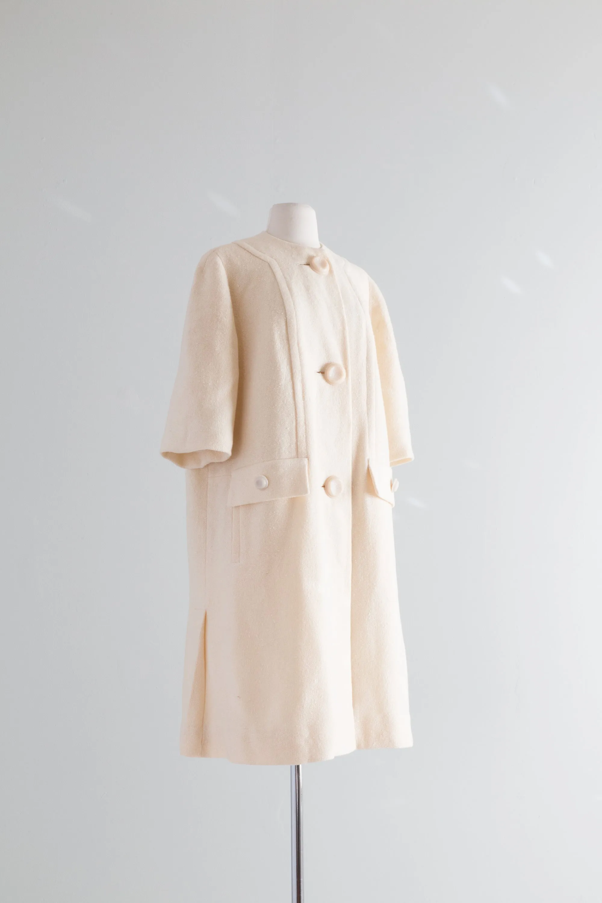 Timeless Chic 1960's Vanilla Wool Coat With Big Buttons / Large