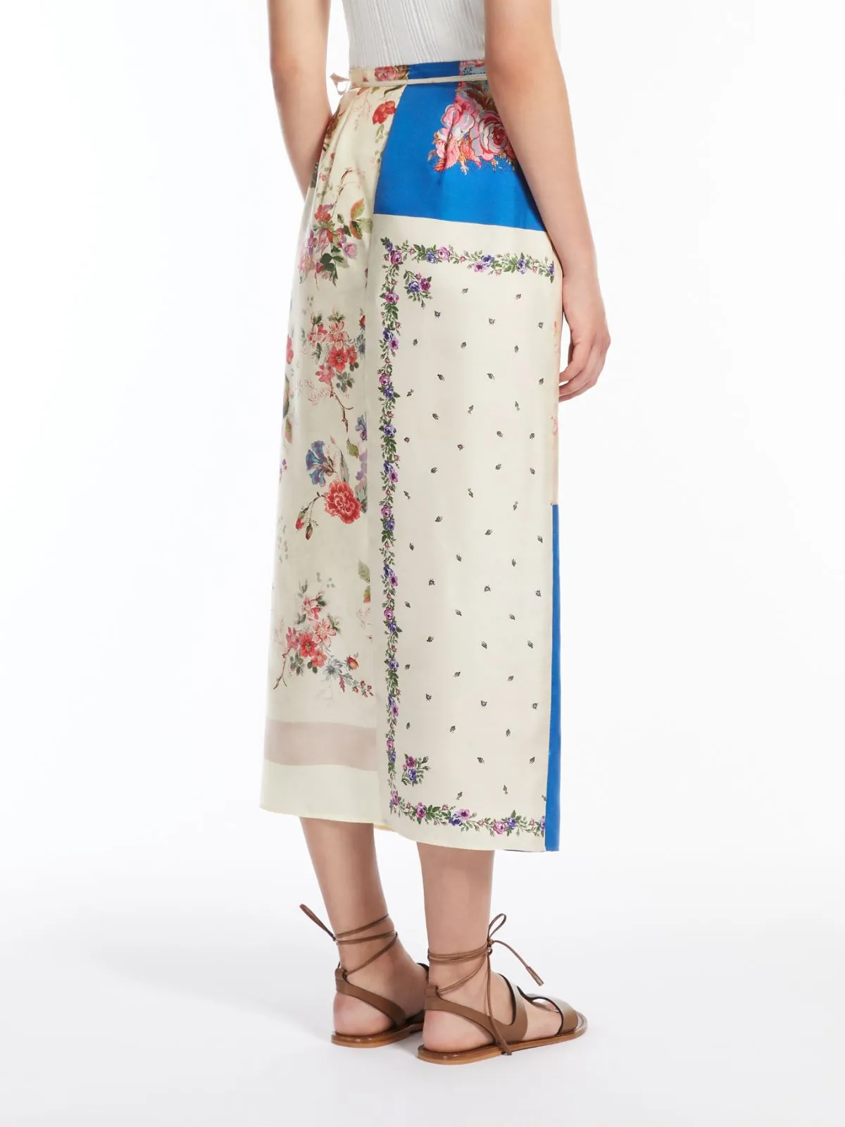 Weekend Max Mara Peggi Skirt in Ivory Foulard