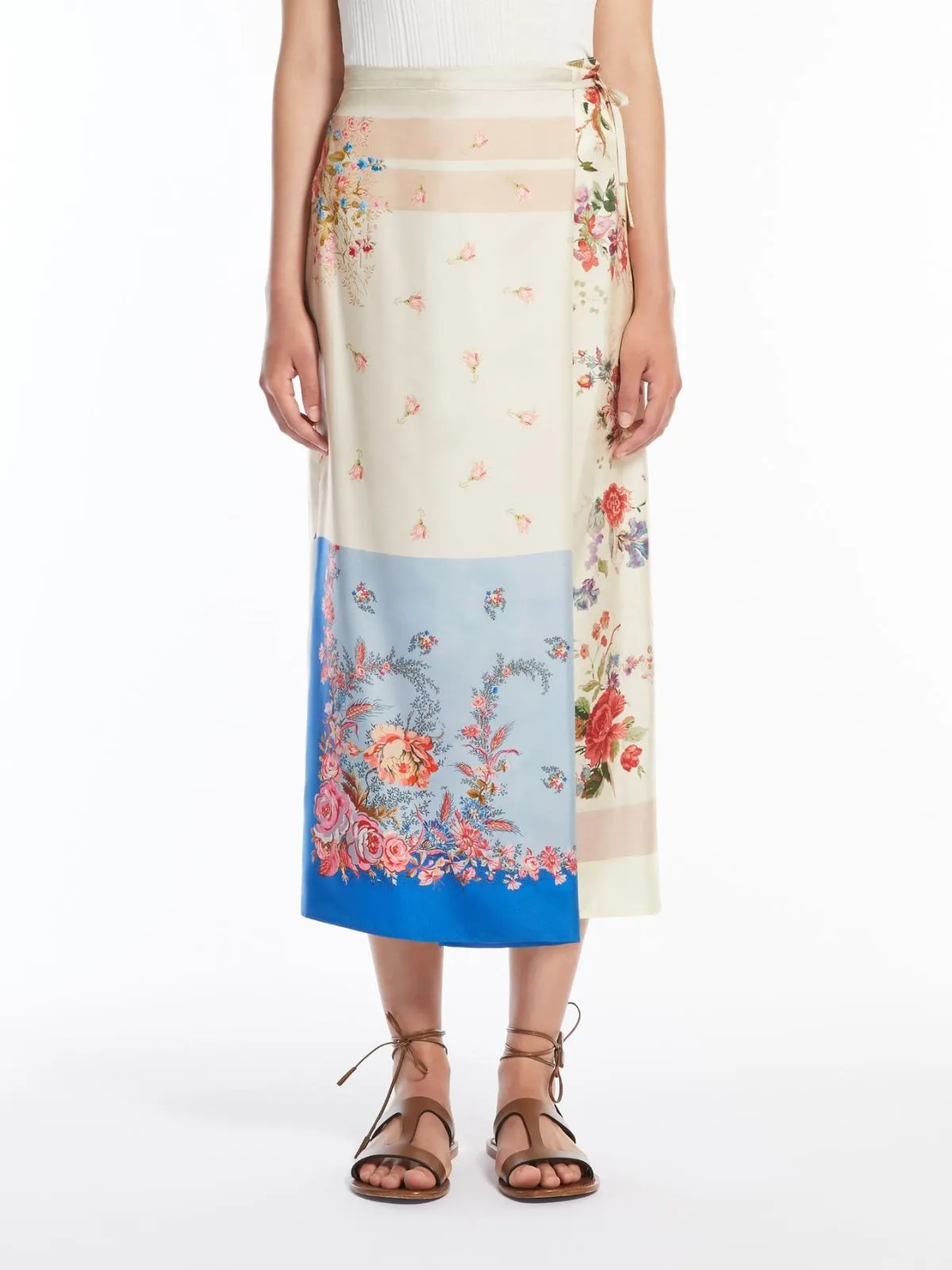 Weekend Max Mara Peggi Skirt in Ivory Foulard